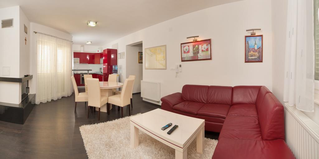 Apartmani Gavran سيفيد الغرفة الصورة