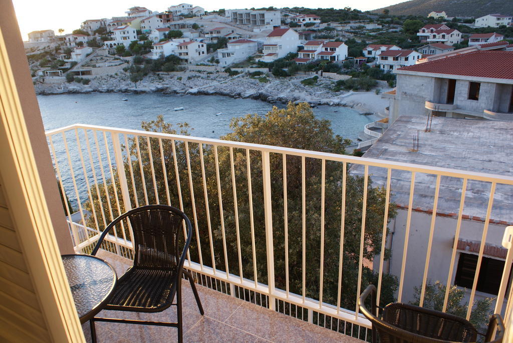Apartmani Gavran سيفيد الغرفة الصورة
